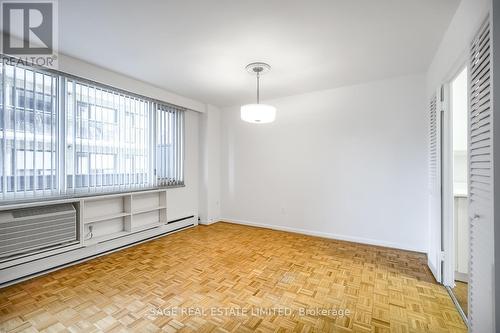 #704 -575 Avenue Rd, Toronto, ON - Indoor Photo Showing Other Room