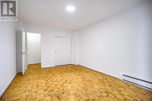 #704 -575 Avenue Rd, Toronto, ON - Indoor Photo Showing Other Room
