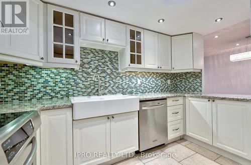 #406 -55 Lombard St, Toronto, ON - Indoor Photo Showing Kitchen With Upgraded Kitchen