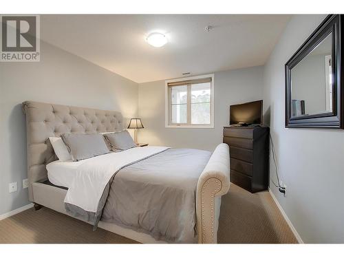 1875 Country Club Drive Unit# 1417, Kelowna, BC - Indoor Photo Showing Bedroom