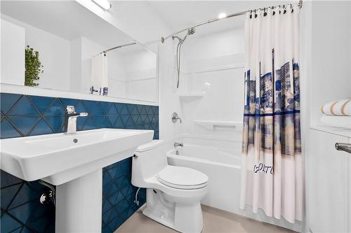 36 James Street S|Unit #702, Hamilton, ON - Indoor Photo Showing Bathroom