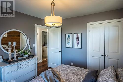 524 Wellington Street E, Mount Forest, ON - Indoor Photo Showing Bedroom