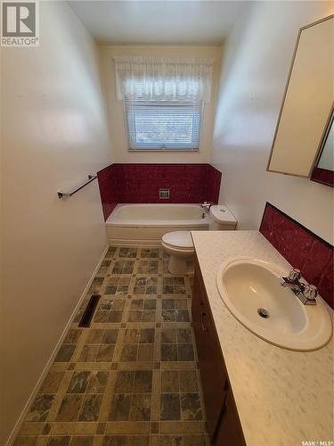 104 Alexander Street, Wawota, SK - Indoor Photo Showing Bathroom
