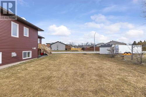 107 Chatfield Dr, Sault Ste. Marie, ON - Outdoor
