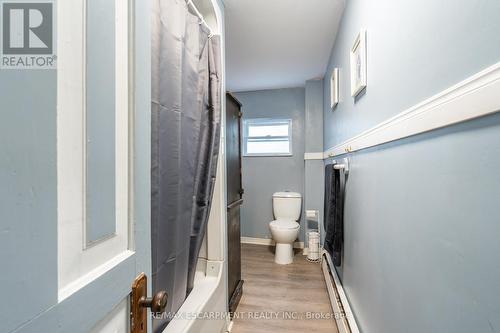 879 Port Maitland Road, Haldimand, ON - Indoor Photo Showing Bathroom