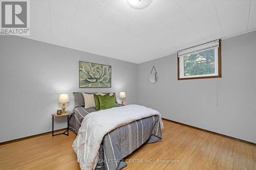 9 Dundas St E, Erin, ON - Indoor Photo Showing Bedroom