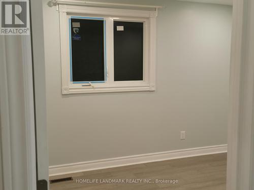3344 Delfi Rd, Mississauga, ON - Indoor Photo Showing Other Room