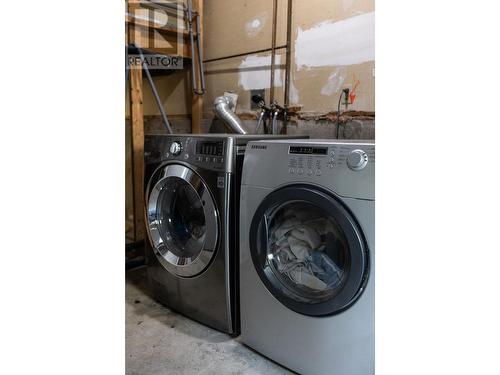 8255 Flamingo Road, Prince George, BC - Indoor Photo Showing Laundry Room