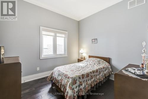 35 Eiffel Boulevard, Brampton, ON - Indoor Photo Showing Bedroom