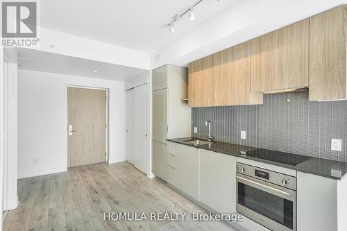 #515 -161 Roehampton Ave, Toronto, ON - Indoor Photo Showing Kitchen With Double Sink