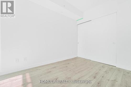 #515 -161 Roehampton Ave, Toronto, ON - Indoor Photo Showing Other Room