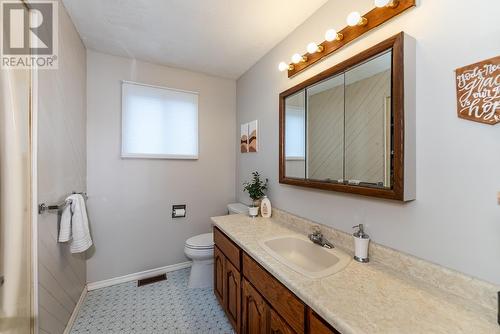 7946 St John Crescent, Prince George, BC - Indoor Photo Showing Bathroom