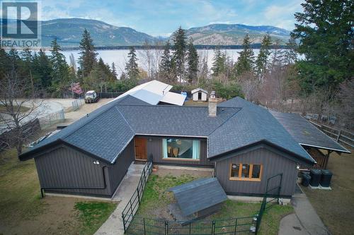 2816 Arnheim Road, Sorrento, BC - Outdoor With Body Of Water