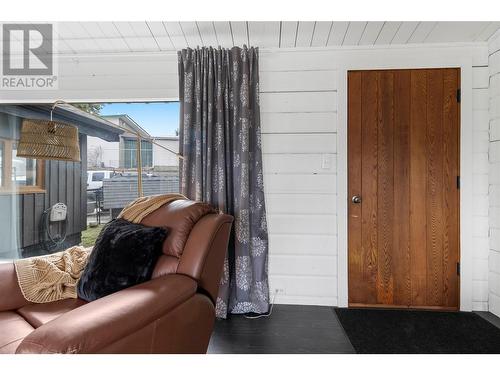 2816 Arnheim Road, Sorrento, BC -  Photo Showing Other Room