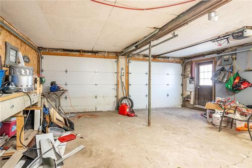 879 Port Maitland Road, Dunnville, ON - Indoor Photo Showing Garage