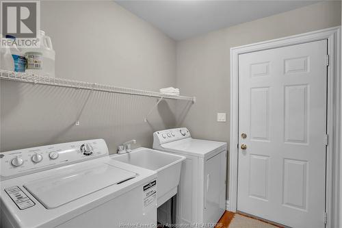 206 Crystal Bay Drive, Amherstburg, ON - Indoor Photo Showing Laundry Room