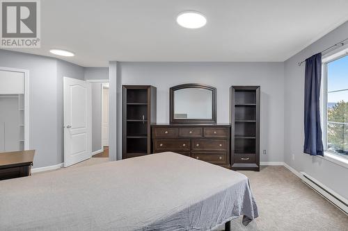 769 Klo Road Unit# 320, Kelowna, BC - Indoor Photo Showing Bedroom