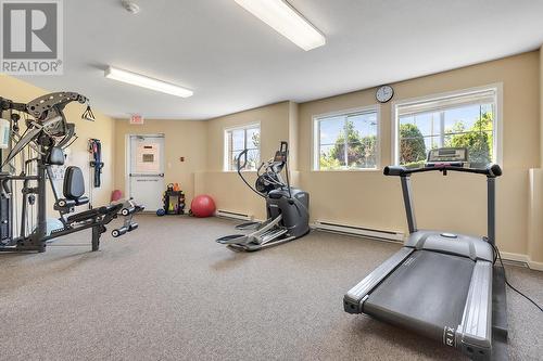 769 Klo Road Unit# 320, Kelowna, BC - Indoor Photo Showing Gym Room