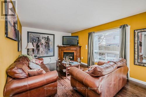 275 Farley Drive, Guelph, ON - Indoor Photo Showing Living Room With Fireplace