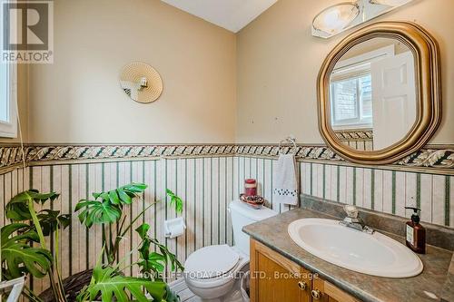 275 Farley Drive, Guelph, ON - Indoor Photo Showing Bathroom