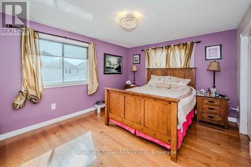 275 Farley Drive, Guelph, ON - Indoor Photo Showing Bedroom