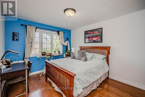 275 Farley Drive, Guelph, ON - Indoor Photo Showing Bedroom
