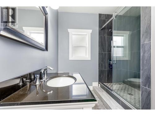 961 Agate Bay Road, Barriere, BC - Indoor Photo Showing Bathroom