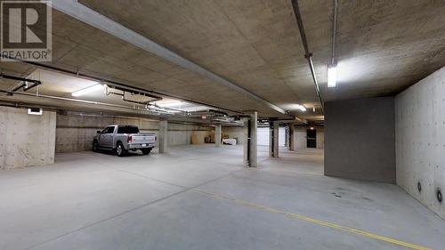 700 Bighorn  Boulevard Unit# 732 C, Radium Hot Springs, BC - Indoor Photo Showing Garage