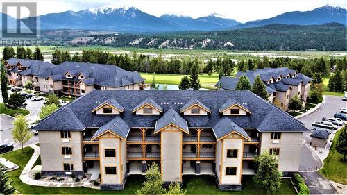 700 Bighorn  Boulevard Unit# 732 C, Radium Hot Springs, BC - Outdoor With Facade