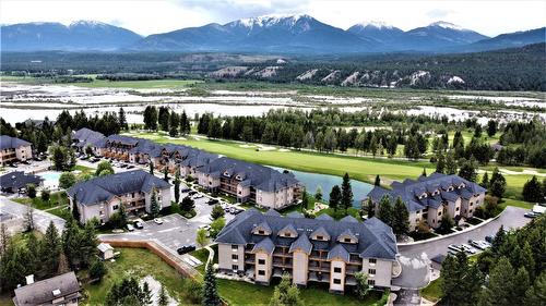 732 C - 700 Bighorn Boulevard, Radium Hot Springs, BC - Outdoor With View