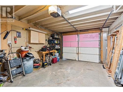 1521 Ross Road, West Kelowna, BC - Indoor Photo Showing Garage