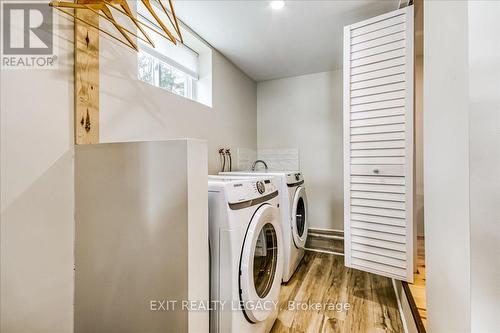 189 Pine Ridge Drive, French River, ON - Indoor Photo Showing Laundry Room