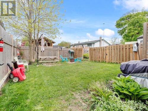257 Ridge Rd S, Fort Erie, ON - Outdoor With Backyard