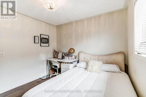 94 Stella Crescent, Caledon, ON - Indoor Photo Showing Bedroom