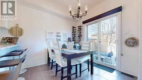 20 Carleton Tr, New Tecumseth, ON - Indoor Photo Showing Dining Room
