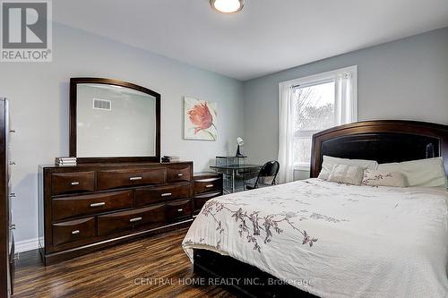 26 Ashton Rd, Newmarket, ON - Indoor Photo Showing Bedroom