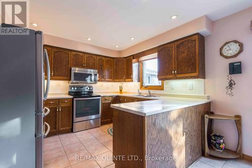 25 Dungannon Dr, Belleville, ON - Indoor Photo Showing Kitchen With Double Sink