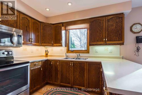 25 Dungannon Drive, Belleville, ON - Indoor Photo Showing Kitchen With Double Sink