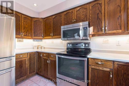 25 Dungannon Drive, Belleville, ON - Indoor Photo Showing Kitchen