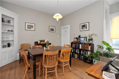 140 Park Avenue, Brantford, ON - Indoor Photo Showing Dining Room