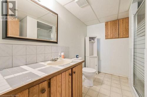 214 Church Street N, Mount Forest, ON - Indoor Photo Showing Bathroom