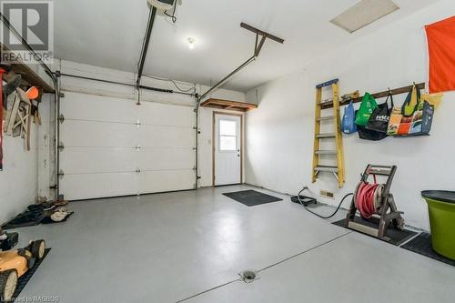214 Church Street N, Mount Forest, ON - Indoor Photo Showing Garage