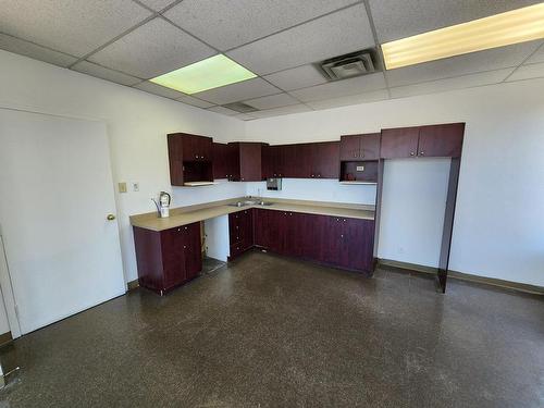 Coin-repas - 3274 Boul. St-Martin O., Laval (Chomedey), QC - Indoor Photo Showing Kitchen
