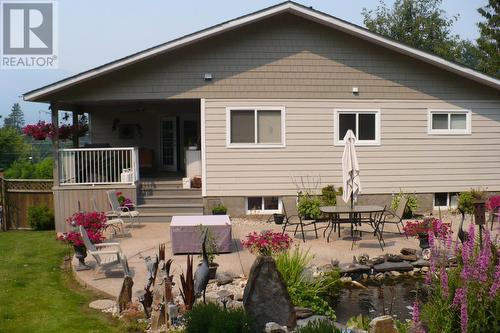 307 Nelson Avenue, Nakusp, BC - Outdoor With Deck Patio Veranda