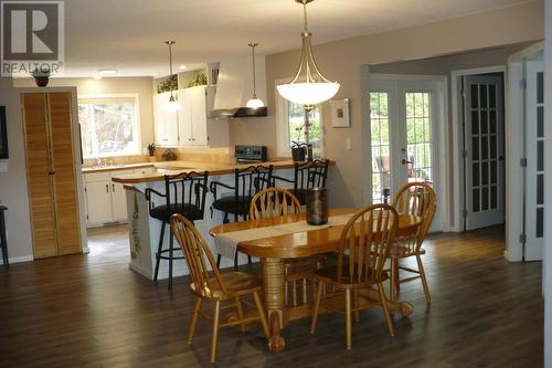 307 Nelson Avenue, Nakusp, BC - Indoor Photo Showing Dining Room