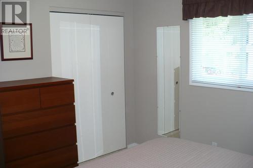 307 Nelson Avenue, Nakusp, BC - Indoor Photo Showing Bedroom