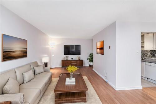 Virtually Staged - 4209 Hixon Street|Unit #110, Beamsville, ON - Indoor Photo Showing Living Room