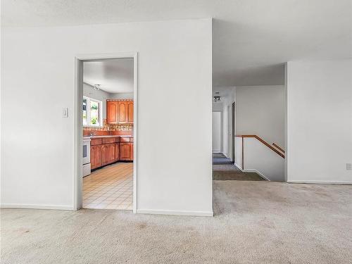 120 Seaview St, Sayward, BC - Indoor Photo Showing Other Room