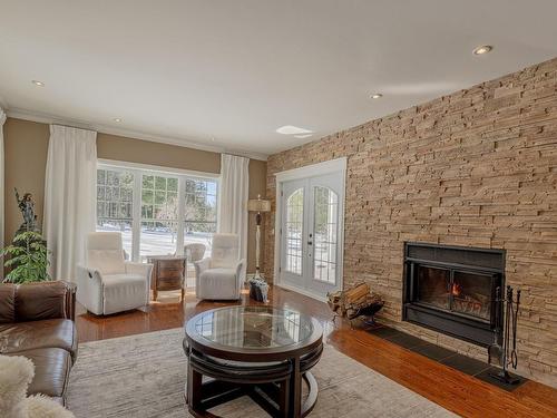 Salon - 185 Rue Marie-Pier, Magog, QC - Indoor Photo Showing Living Room With Fireplace