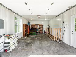 Garage - 